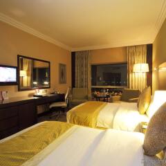 Отель Crowne Plaza Jeddah удобства в номере