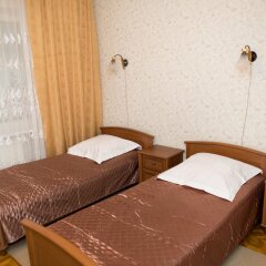 Гостиница Дворянский Украина, Днепр - отзывы, цены и фото номеров - забронировать гостиницу Дворянский онлайн комната для гостей фото 3