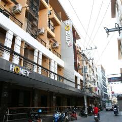Отель Honey Inn