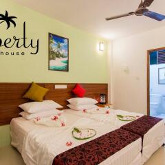 Отель Liberty Guest House Maldives комната для гостей