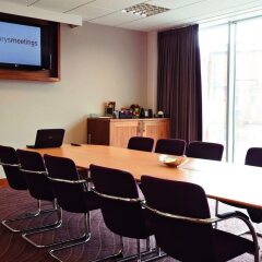 Отель Jurys Inn Manchester City Centre Великобритания, Манчестер - отзывы, цены и фото номеров - забронировать отель Jurys Inn Manchester City Centre онлайн помещение для мероприятий