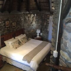 Отель Outeniquabosch Lodge с домашними животными