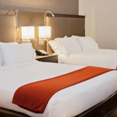Holiday Inn Express Hotel & Suites Pittsburgh-South Side комната для гостей фото 4