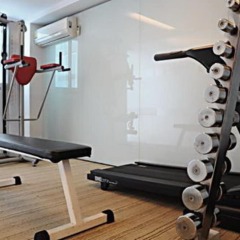 I Residence Hotel Silom фитнесс-зал
