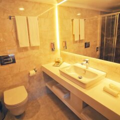 Bolu Koru Hotels Spa & Convention Турция, Болу - отзывы, цены и фото номеров - забронировать отель Bolu Koru Hotels Spa & Convention онлайн ванная фото 2