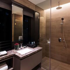 Отель Oakwood Premier OUE Singapore ванная