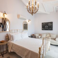 Отель Alacaat Butik Otel Чешме комната для гостей