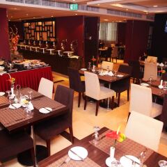 Al Hamra Hotel питание