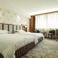 Sino Hotel Guangzhou комната для гостей фото 4