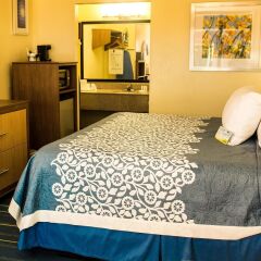 Отель Days Inn Newark Delaware комната для гостей фото 5