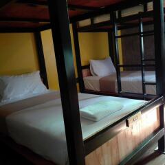 Lanta Chaolay Hostel комната для гостей