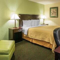 Отель Quality Inn Huntingburg детские мероприятия