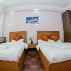 Отель Famous House Kathmandu Непал, Катманду - отзывы, цены и фото номеров - забронировать отель Famous House Kathmandu онлайн сейф в номере
