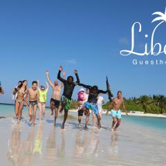 Отель Liberty Guest House Maldives пляж