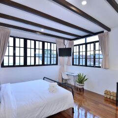 Отель The Rommanee Classic Guesthouse Таиланд, Пхукет - отзывы, цены и фото номеров - забронировать отель The Rommanee Classic Guesthouse онлайн комната для гостей фото 5