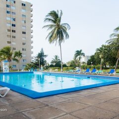 Апартаменты Turtle Towers Apartments бассейн фото 3