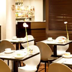 New Hotel Charlemagne Брюссель питание