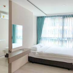 Отель Locals Sukhumvit ThongLor Vtara 36 Бангкок комната для гостей фото 2