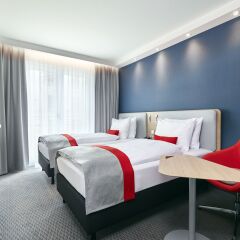Отель Holiday Inn Express Berlin - Alexanderplatz комната для гостей фото 5