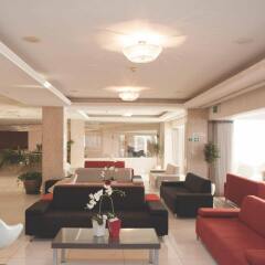 Dome Beach Hotel and Resort интерьер отеля