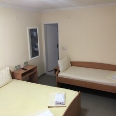 Hotel Djerdan комната для гостей