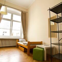 Отель Cinnamon Hostel Польша, Вроцлав - отзывы, цены и фото номеров - забронировать отель Cinnamon Hostel онлайн комната для гостей фото 3
