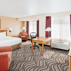 La Quinta Inn & Suites by Wyndham Las Vegas Red Rock in Las Vegas, United States of America from 226$, photos, reviews - zenhotels.com guestroom photo 3