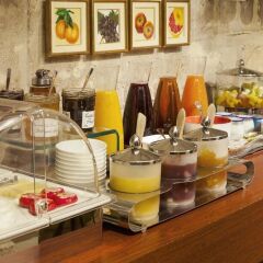 Отель Timhotel Invalides Eiffel Париж питание фото 3