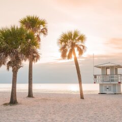 Отель Comfort Suites Sarasota - Siesta Key пляж