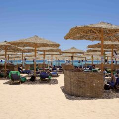Отель Jaz Makadi Star & Spa пляж
