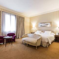 Carlton Hotel комната для гостей фото 4