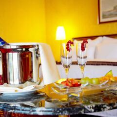 Отель RG Naxos Hotel Италия, Джардини Наксос - 3 отзыва об отеле, цены и фото номеров - забронировать отель RG Naxos Hotel онлайн в номере