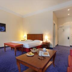 AZIMUT Hotel Kurfuerstendamm Berlin 3* Улучшенный номер с различными типами кроватей фото 3
