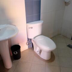 Отель Mactan Golden Motel Филиппины, Лапу-Лапу - отзывы, цены и фото номеров - забронировать отель Mactan Golden Motel онлайн ванная фото 2