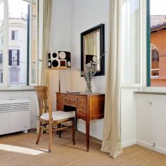 Апартаменты Trevi Charming Apartment удобства в номере фото 2