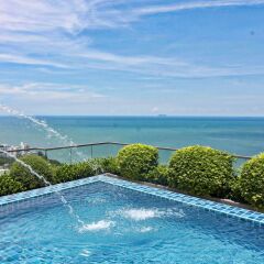 Отель The Peak Towers Pattaya Паттайя бассейн фото 3