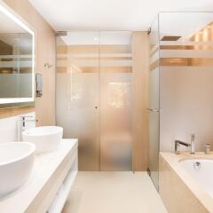 Отель Pine Cliffs Ocean Suites, a Luxury Collection Resort & Spa ванная