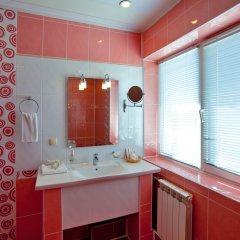 Гостиничный Комплекс Эмеральд в Тольятти 4 отзыва об отеле, цены и фото номеров - забронировать гостиницу Гостиничный Комплекс Эмеральд онлайн ванная