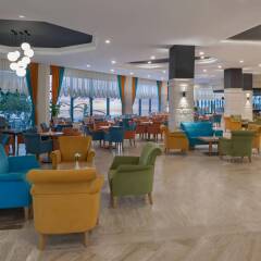 Отель Aska Just In Beach – All Inclusive гостиничный бар