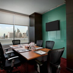 Отель Courtyard by Marriott Bangkok в номере фото 2
