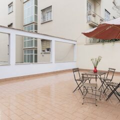 Апартаменты Micheli 4 Pax Apartment with Terrace
