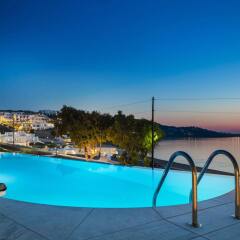 Отель Mykonos Beach Hotel Греция, Миконос - отзывы, цены и фото номеров - забронировать отель Mykonos Beach Hotel онлайн бассейн фото 2