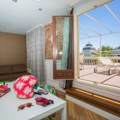 Отель Petit Palace Lealtad Plaza балкон