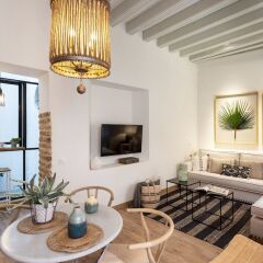 Отель Great Location in Santa Cruz's Neighborhood. 5 min Cathedral. Bamberg Испания, Севилья - отзывы, цены и фото номеров - забронировать отель Great Location in Santa Cruz's Neighborhood. 5 min Cathedral. Bamberg онлайн комната для гостей фото 4
