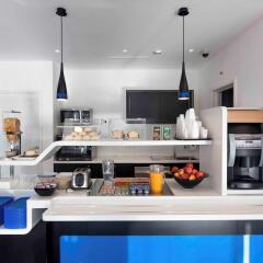 Отель ibis budget Porto Gaia гостиничный бар