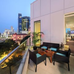 Отель Park Regis Singapore Сингапур, Сингапур - 2 отзыва об отеле, цены и фото номеров - забронировать отель Park Regis Singapore онлайн балкон