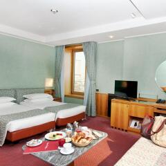 Michelangelo Hotel 4* Стандартный номер с различными типами кроватей фото 4