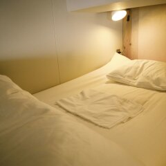 The Gate Hostel Фукуока комната для гостей