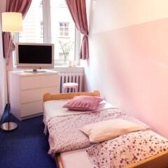 Отель Absynt Hostel Польша, Вроцлав - отзывы, цены и фото номеров - забронировать отель Absynt Hostel онлайн удобства в номере