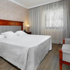 Апартаменты Apartments Hispanos Siete Suiza Барселона комната для гостей фото 2